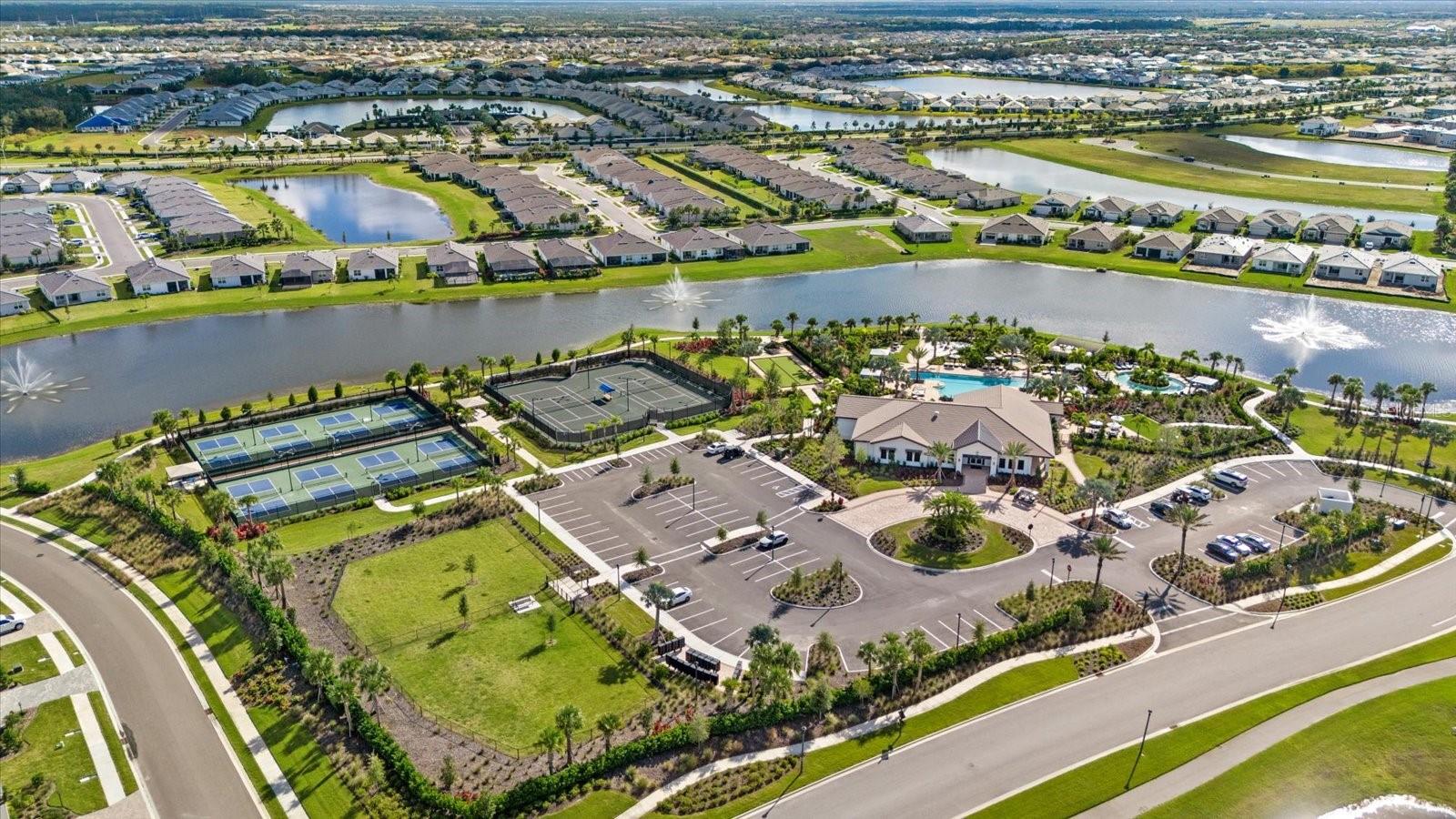 STAR FARMS PH IV SUBPH F-L-M - Residential