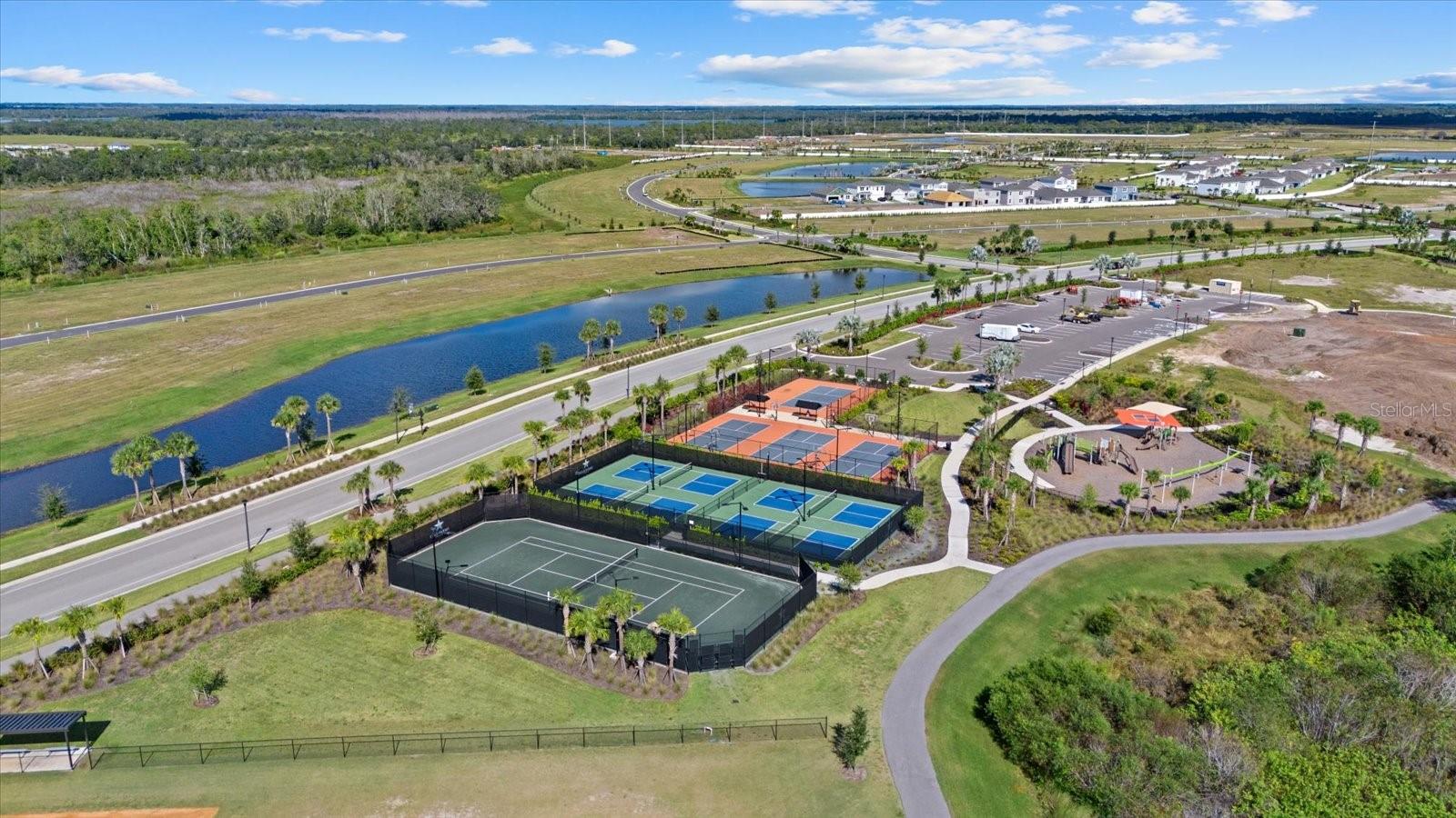 STAR FARMS PH IV SUBPH F-L-M - Residential