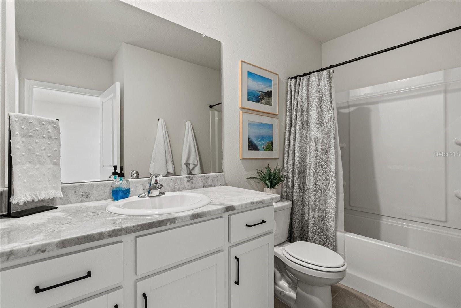 STAR FARMS PH IV SUBPH F-L-M - Residential