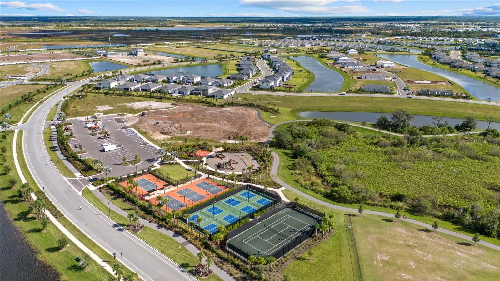 STAR FARMS PH IV SUBPH F-L-M - Residential
