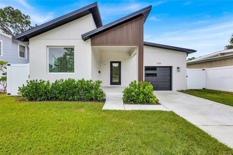 2720 27TH AVENUE N ST PETERSBURG FL 33713