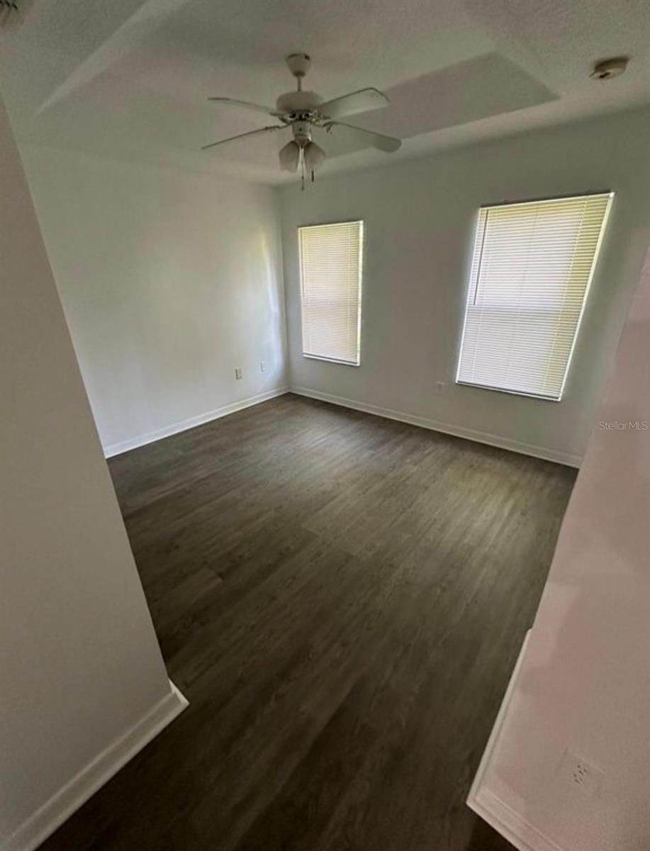 CRESTWYND BAY - Residential Lease