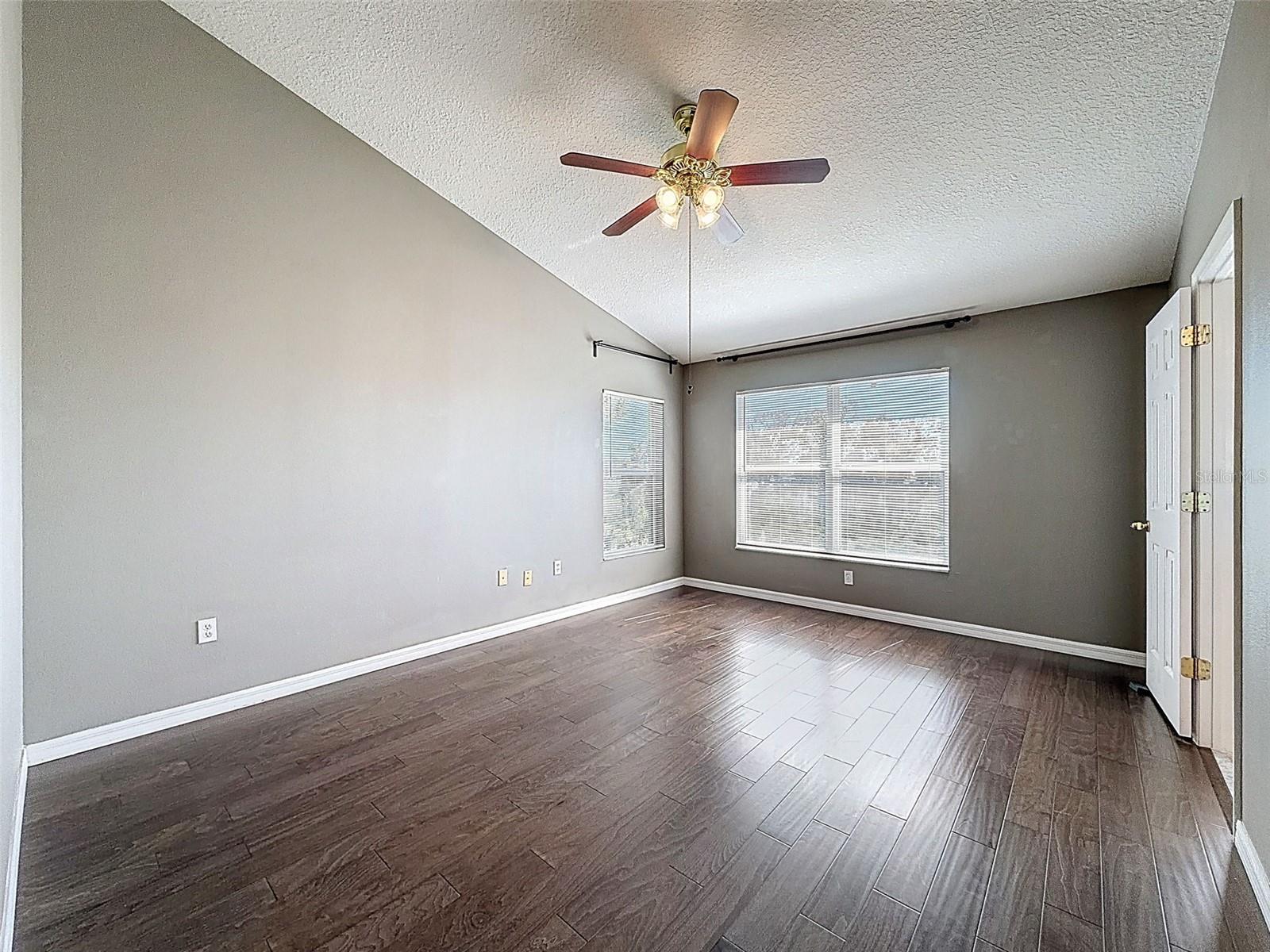 SEMINOLE PALMS AT LARGO - Residential