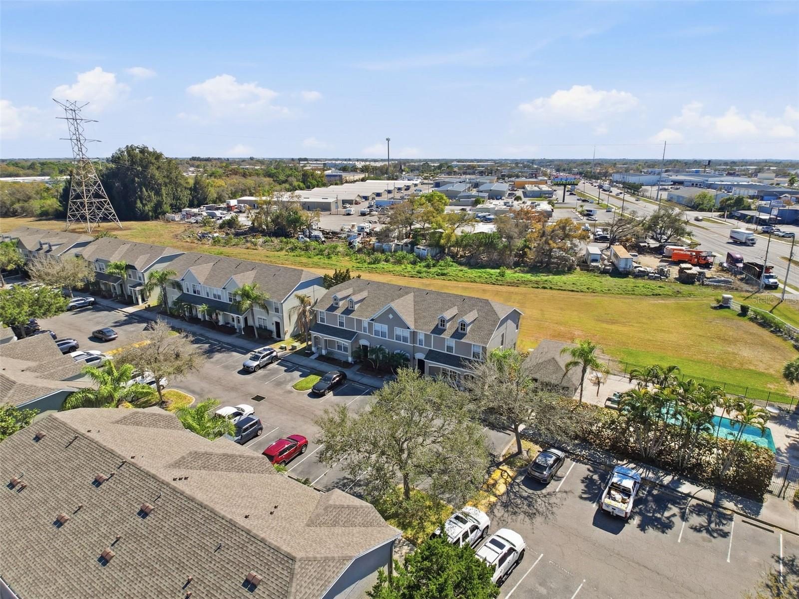 SEMINOLE PALMS AT LARGO - Residential