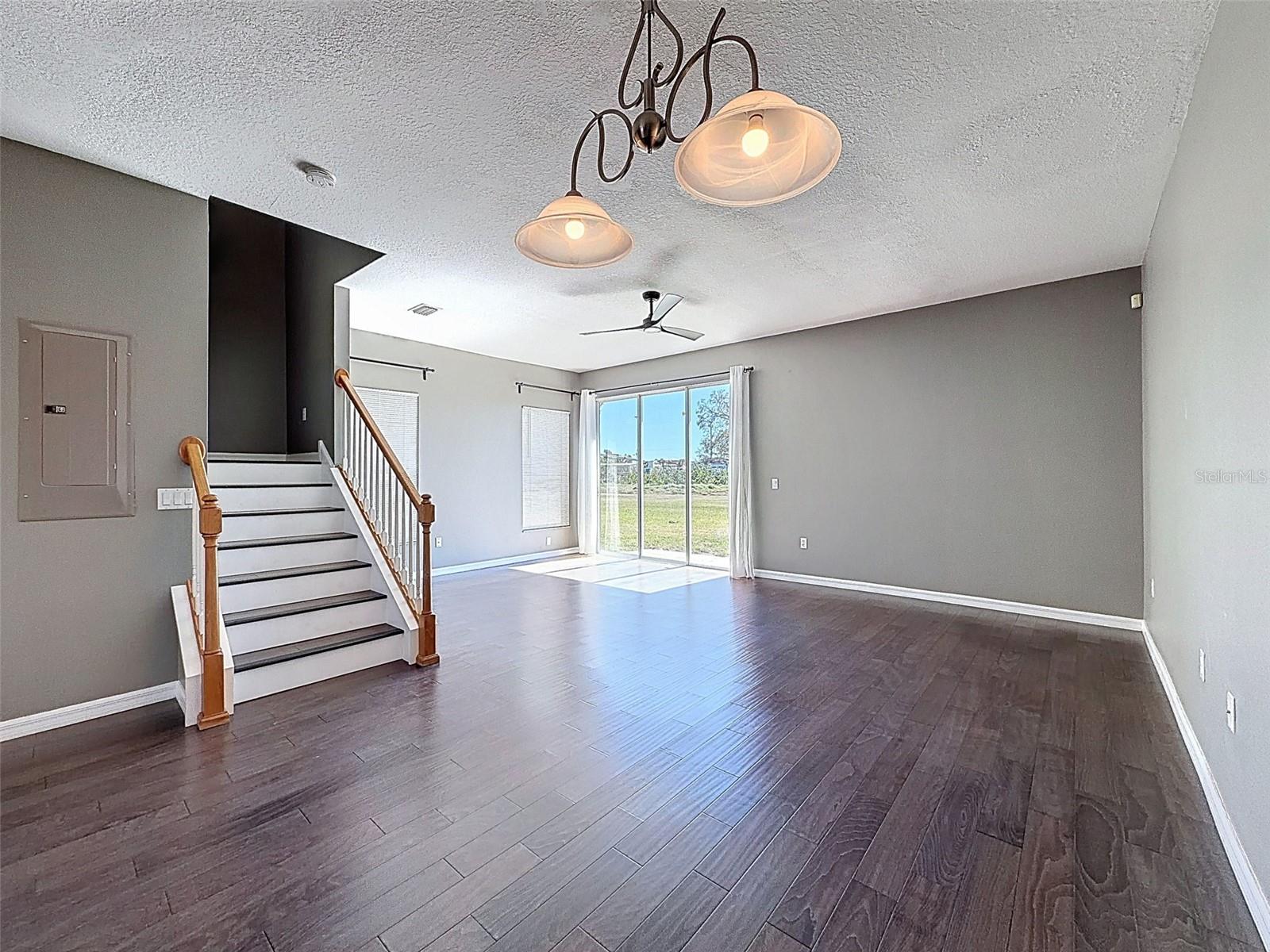 SEMINOLE PALMS AT LARGO - Residential