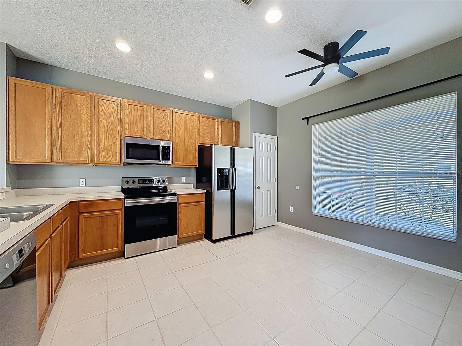 SEMINOLE PALMS AT LARGO - Residential