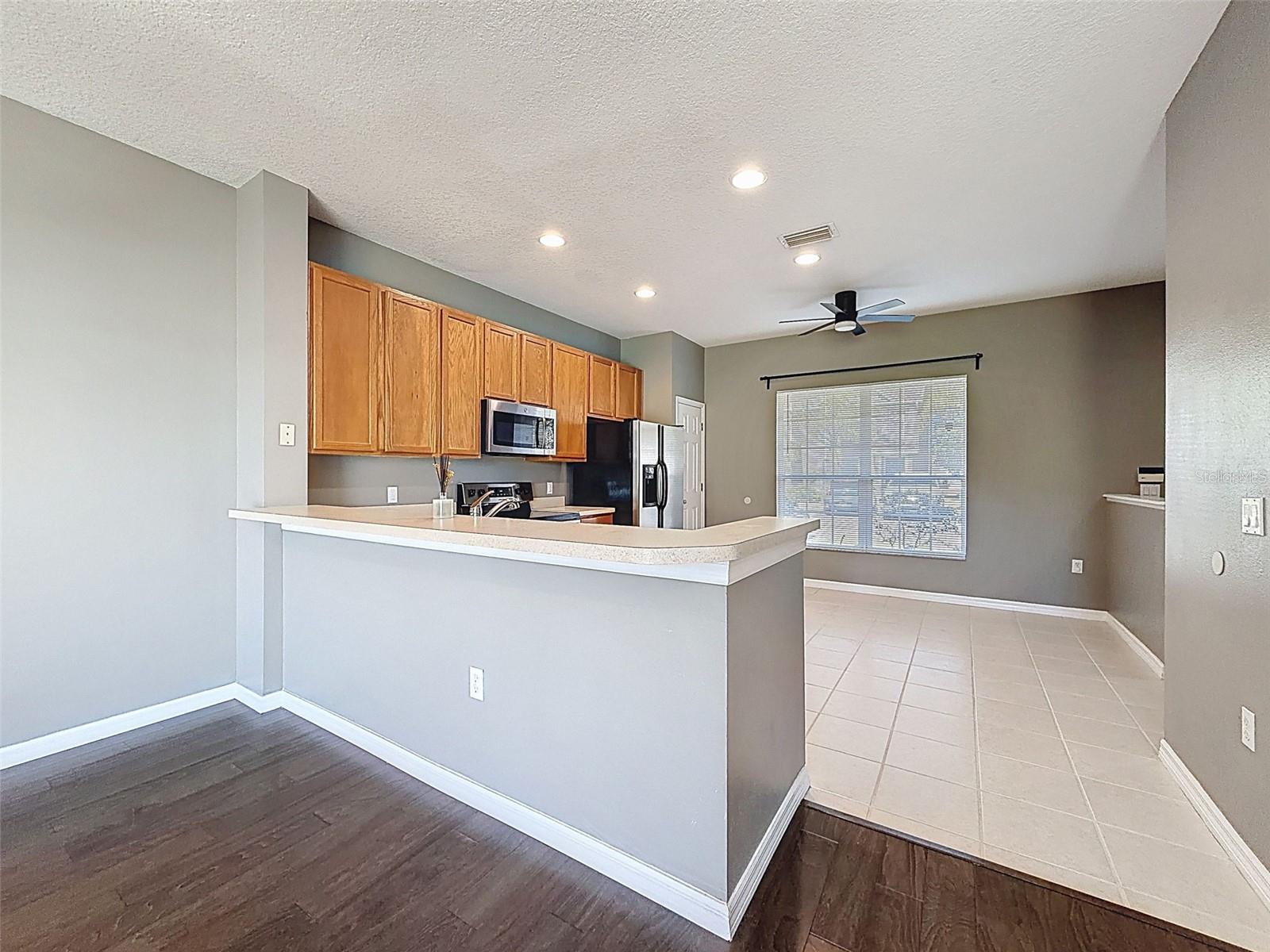 SEMINOLE PALMS AT LARGO - Residential