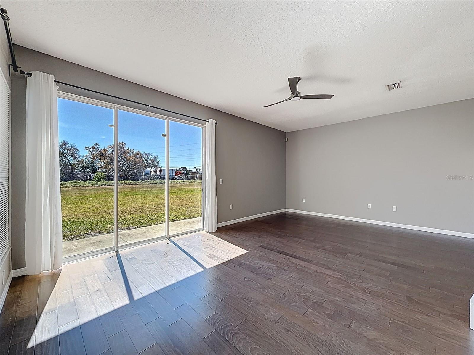 SEMINOLE PALMS AT LARGO - Residential