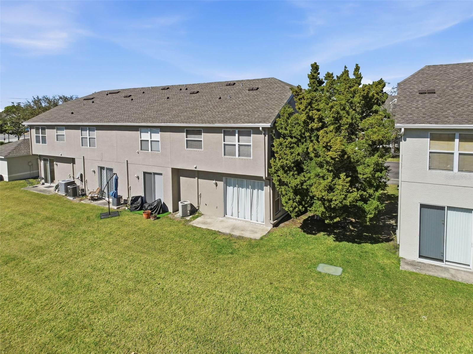 SEMINOLE PALMS AT LARGO - Residential