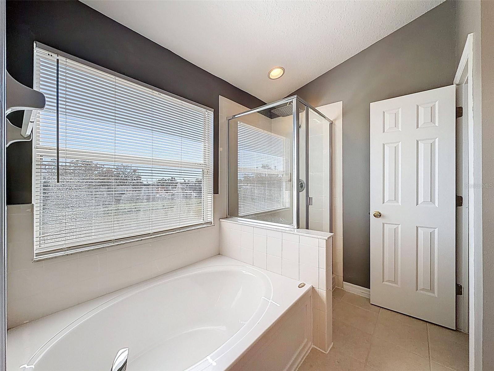 SEMINOLE PALMS AT LARGO - Residential