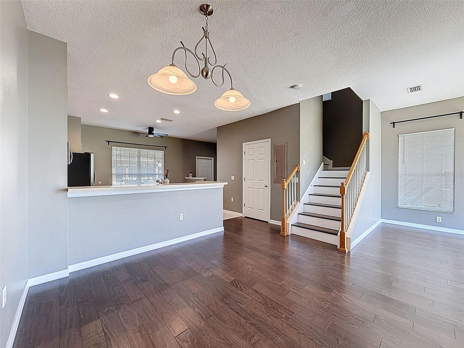 SEMINOLE PALMS AT LARGO - Residential