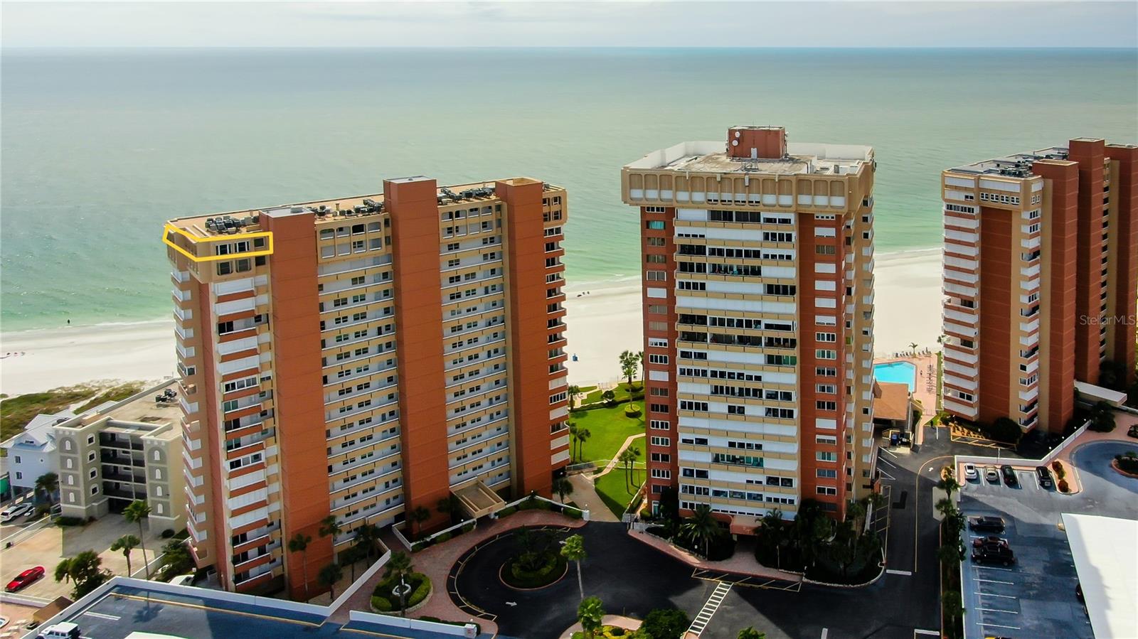 REDINGTON TOWERS 1 CONDO - Residential