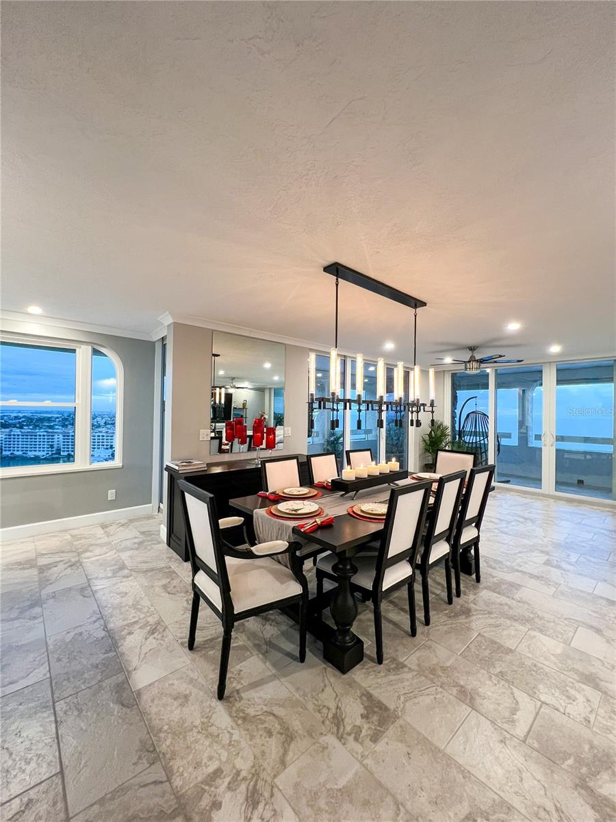 REDINGTON TOWERS 1 CONDO - Residential