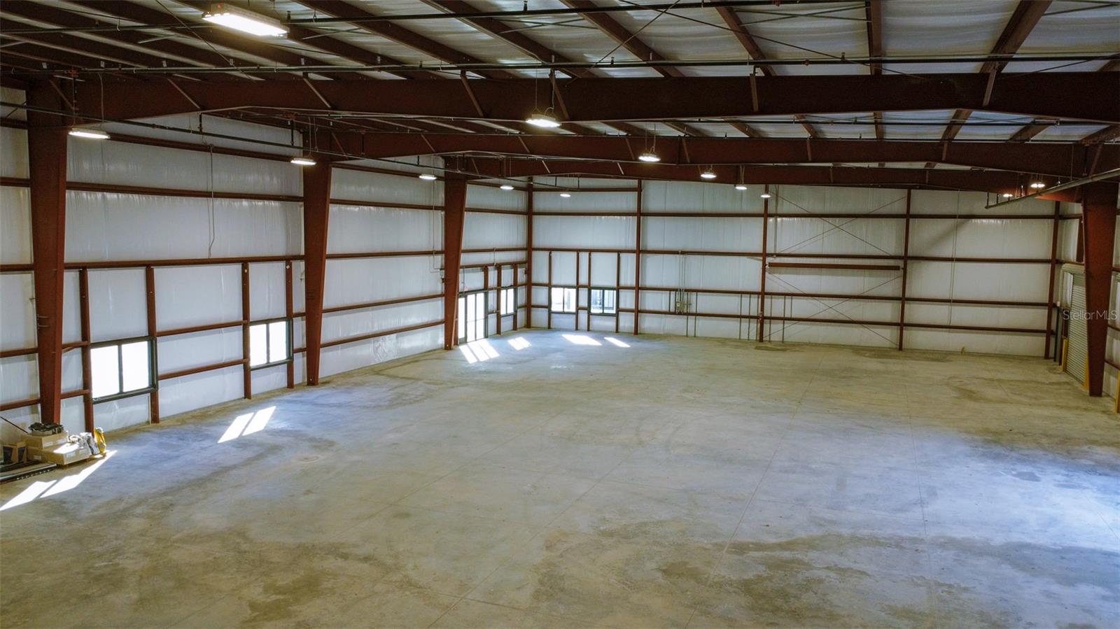 ADG BUSINESS PARK OCALA - Commercial Lease