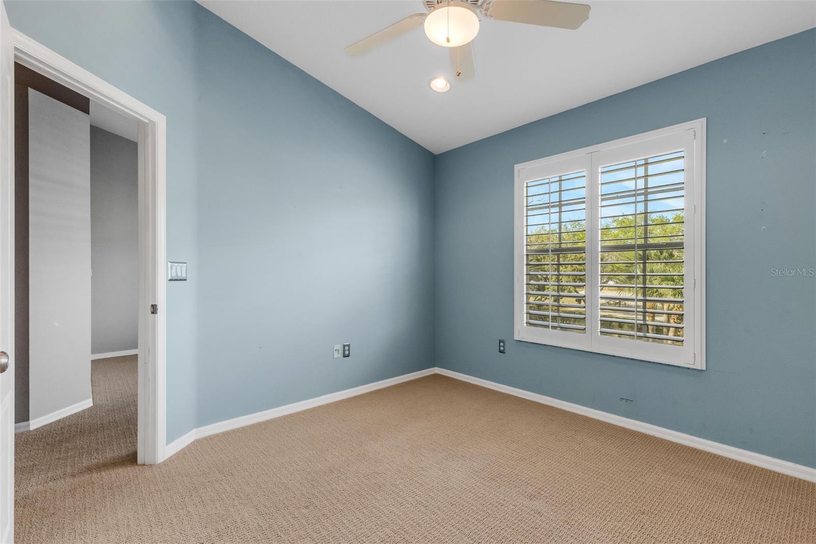 BAYSHORE TWNHS - Residential