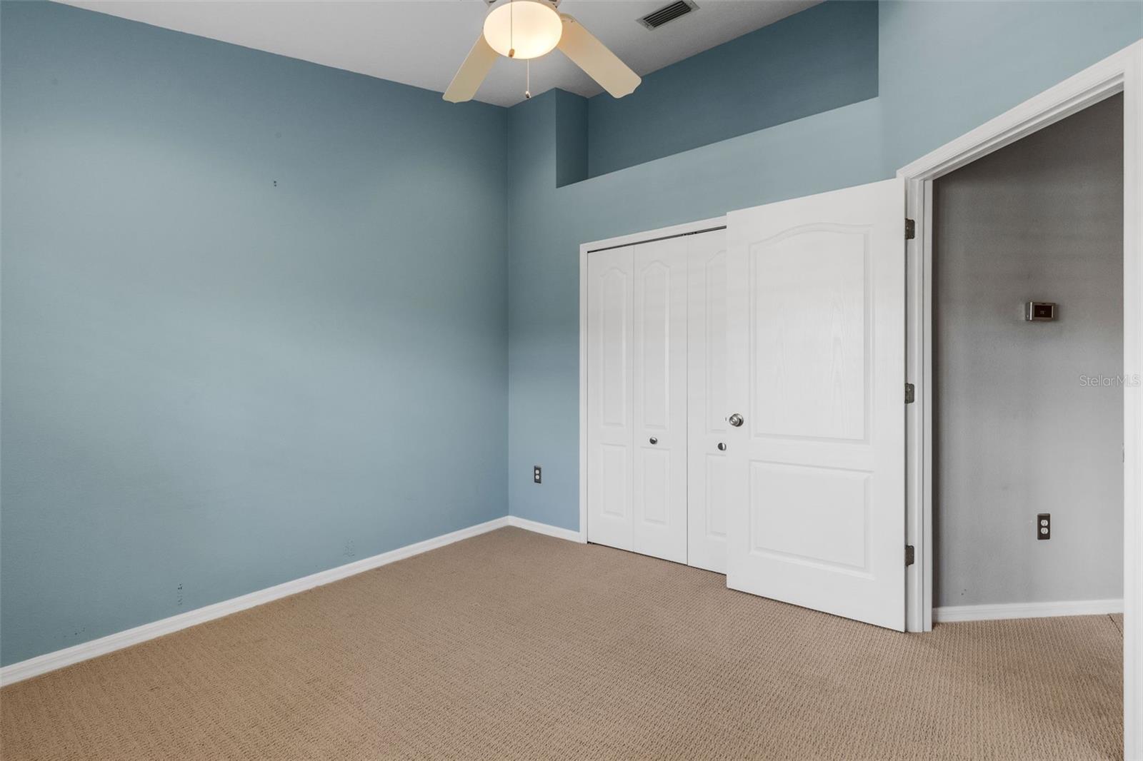 BAYSHORE TWNHS - Residential