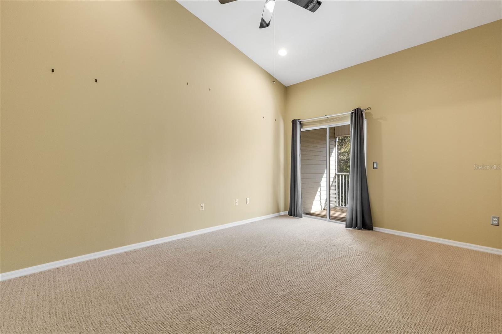 BAYSHORE TWNHS - Residential