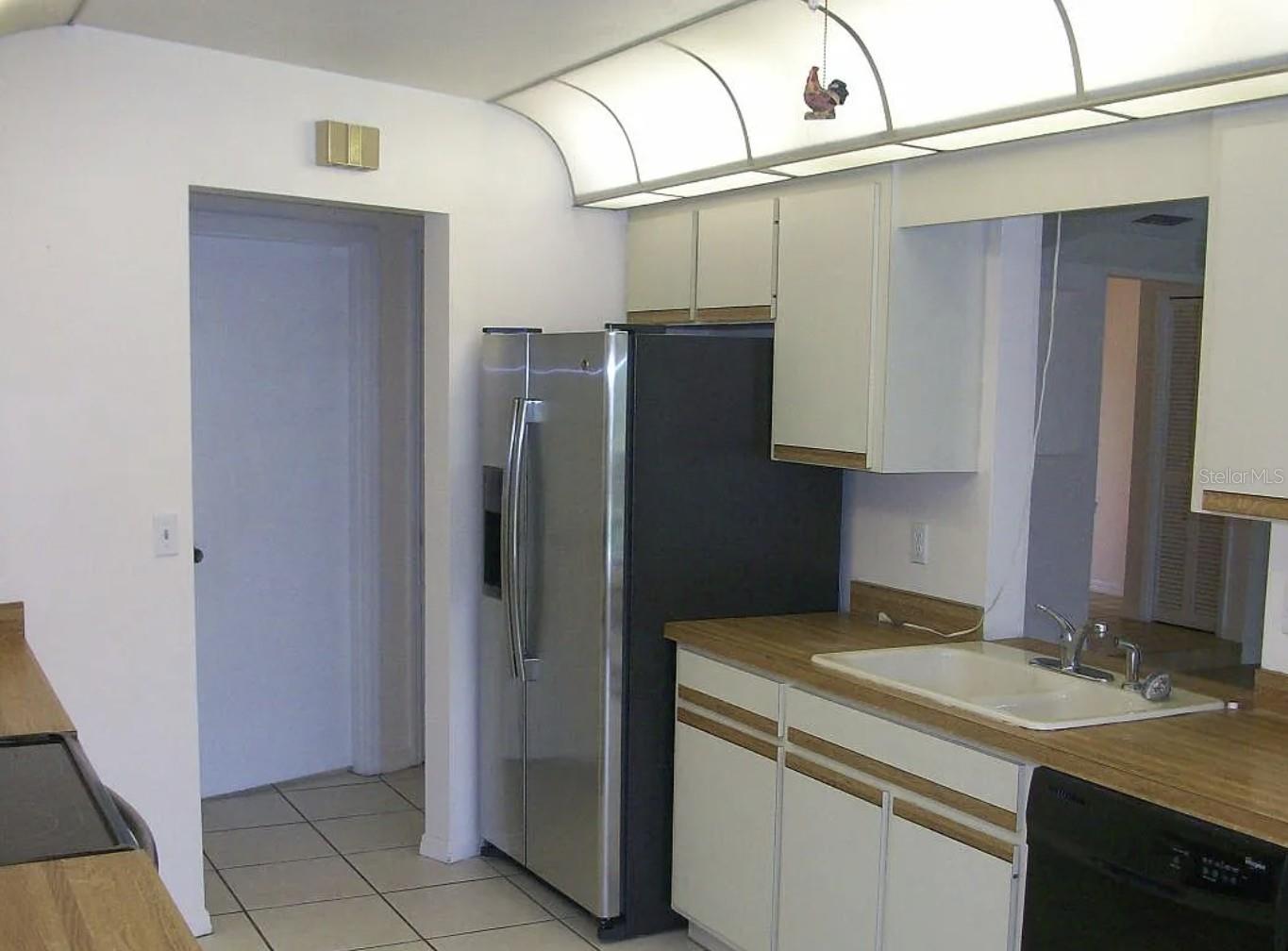 GEORGETOWNE - Residential Lease