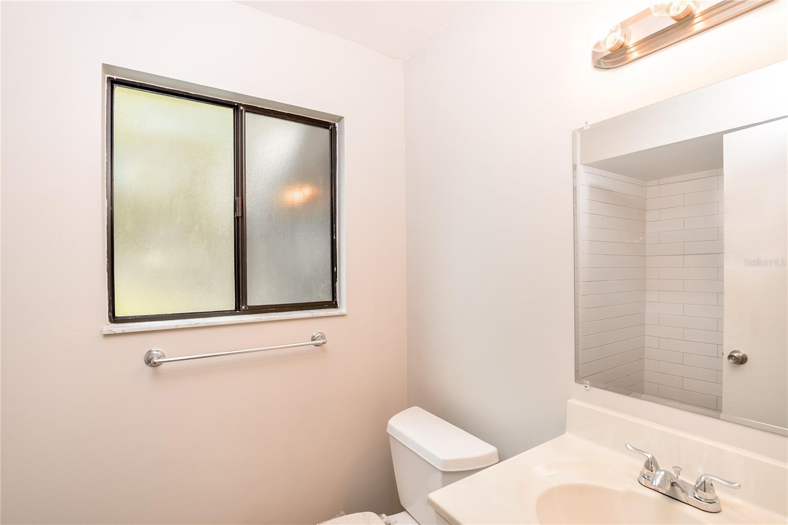 DELTONA LAKES UNIT 41 - Residential Lease