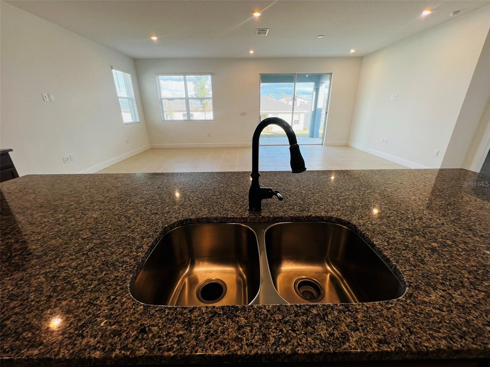 SOLEIL - Residential Lease