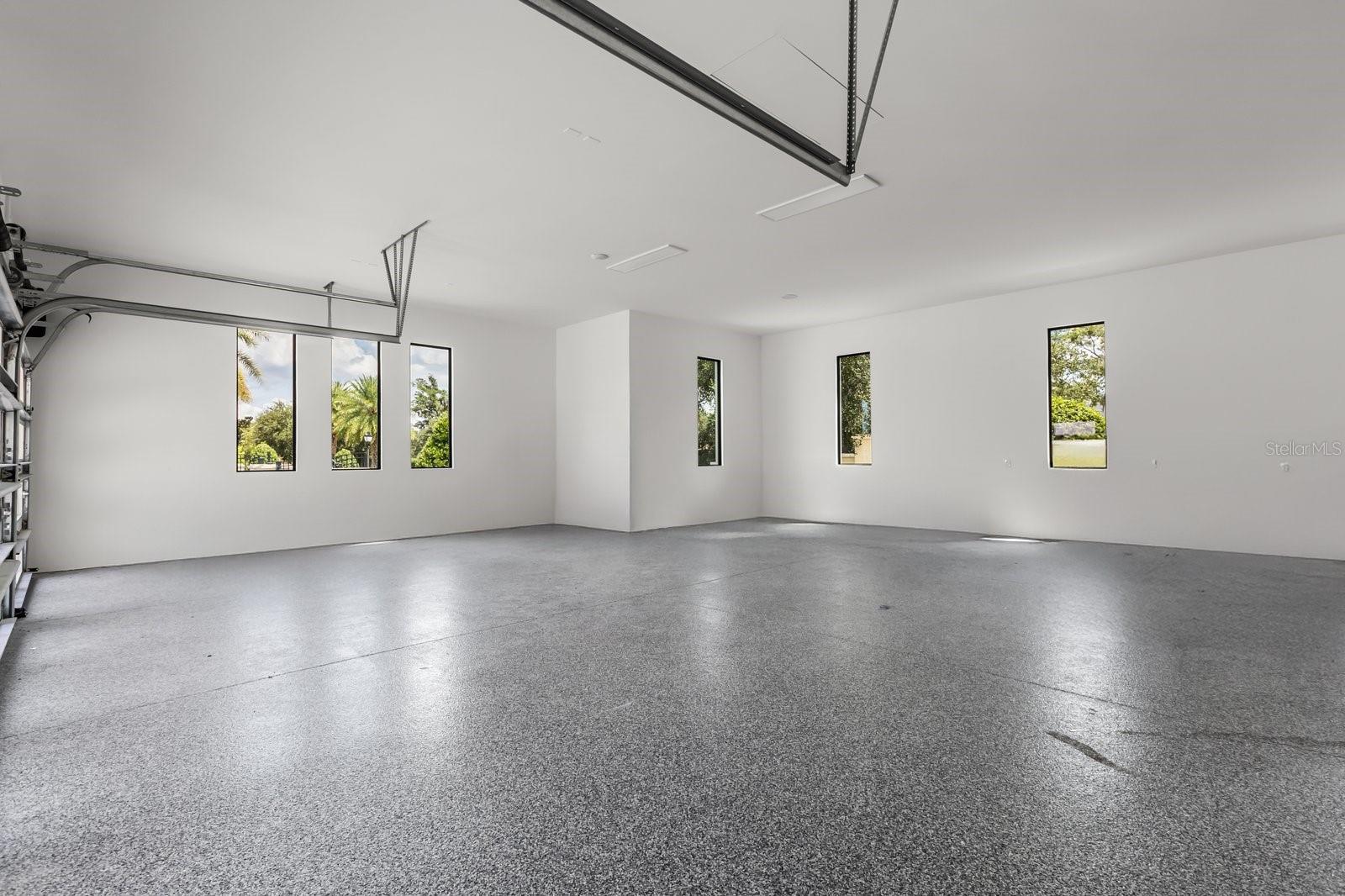 LAKE DOWN RESERVE - Residential