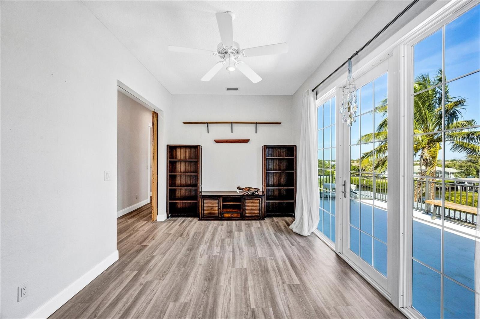 CORAL COVE - Residential