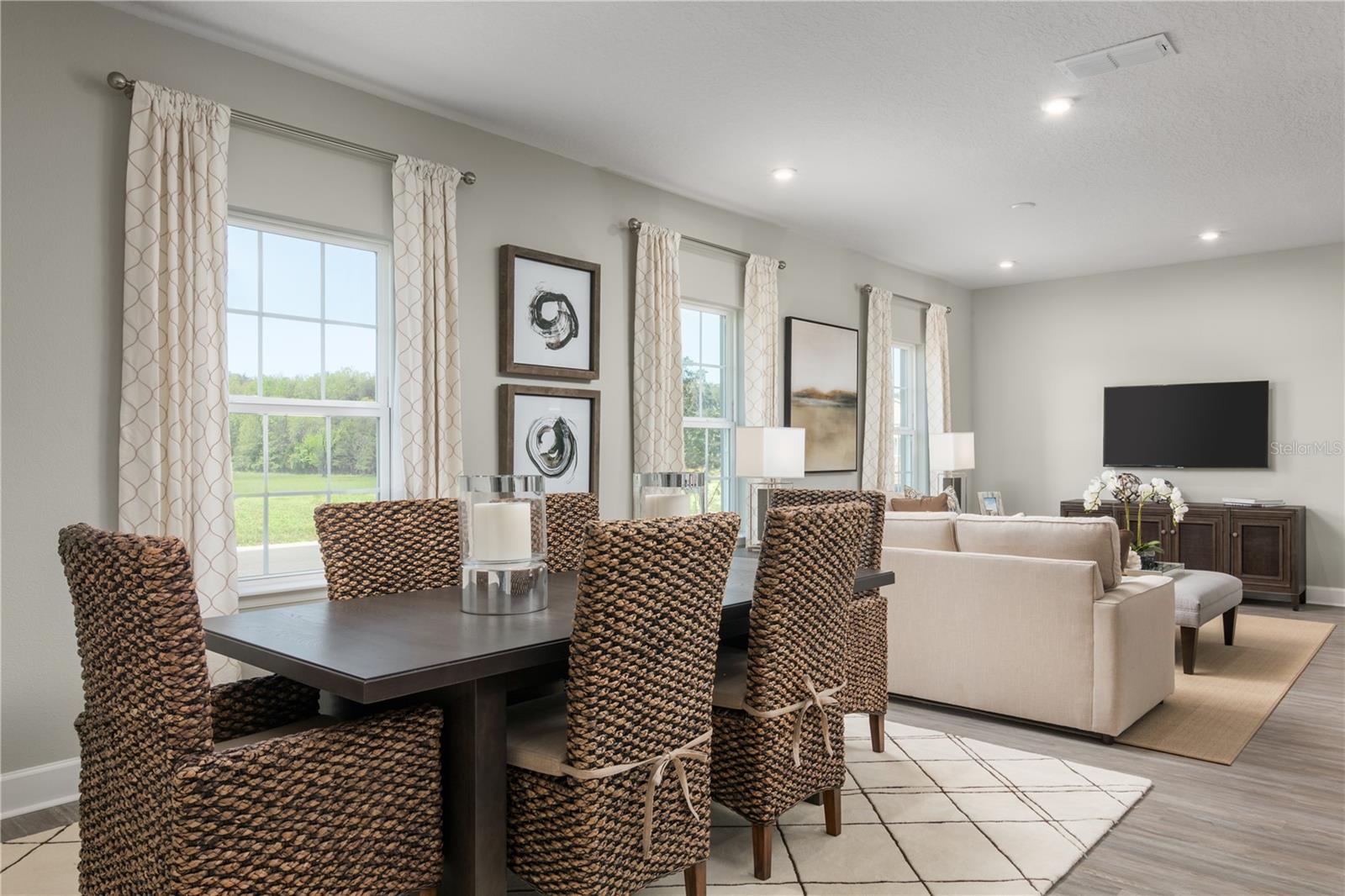 LAKE MATTIE PRESERVE ESTATES - Residential