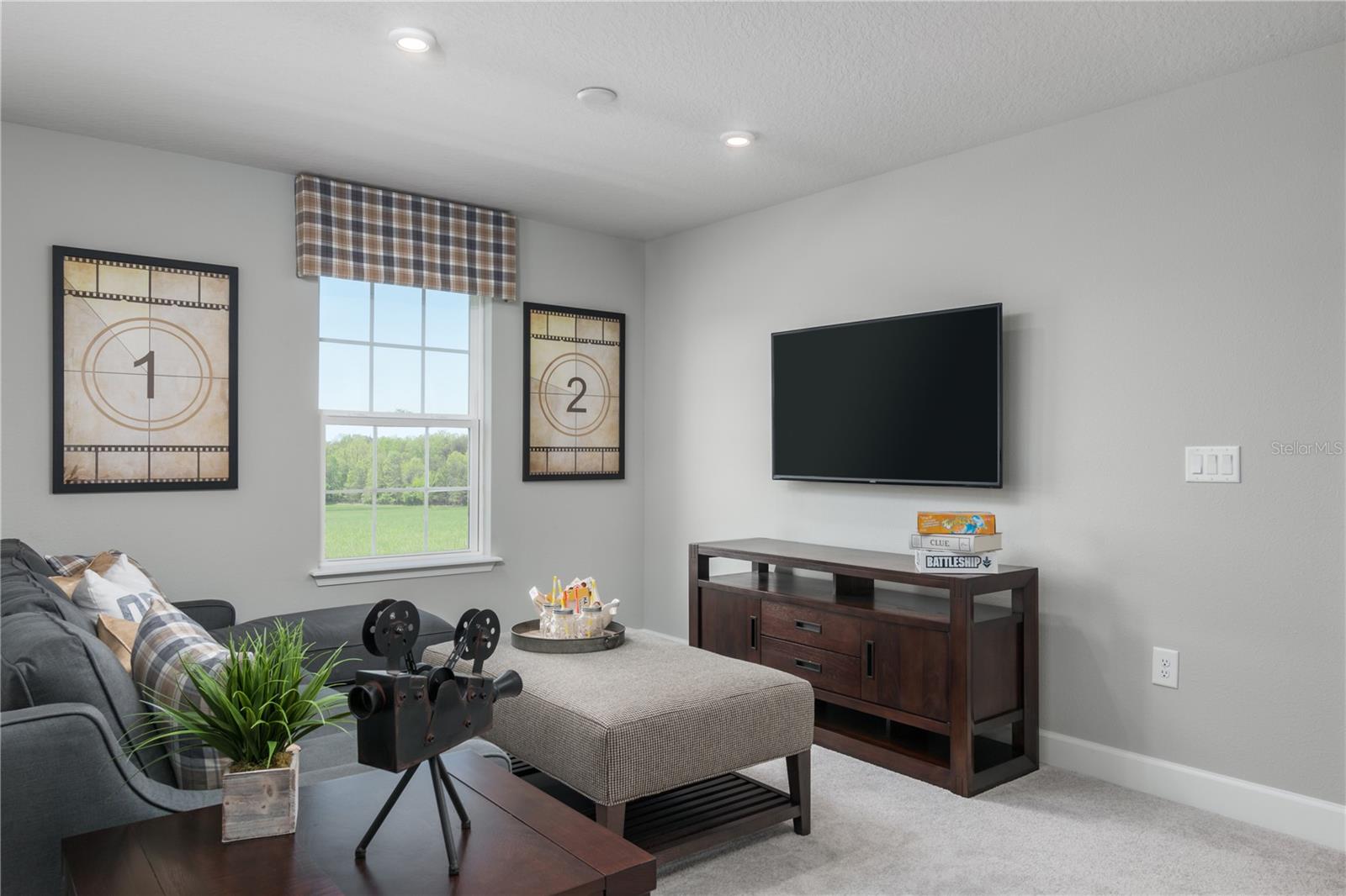 LAKE MATTIE PRESERVE ESTATES - Residential