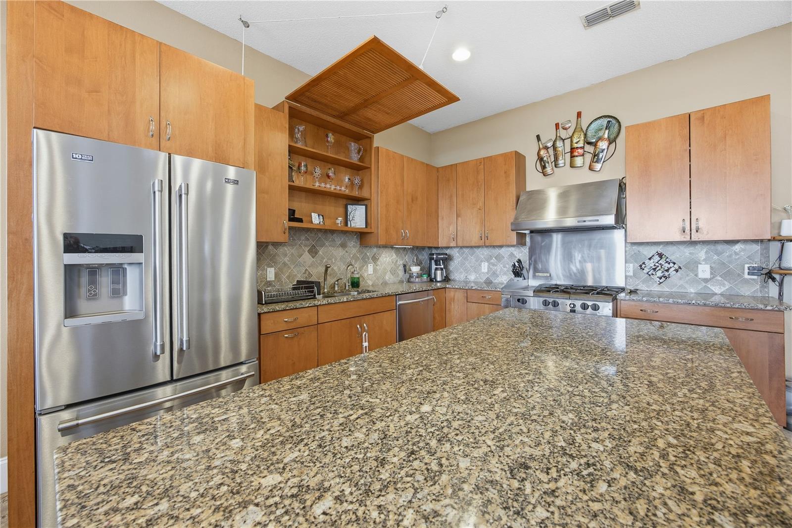 SOUTHWOOD SHORES - Residential