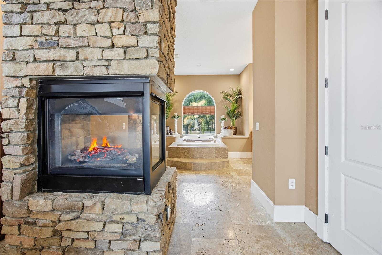 SOUTHWOOD SHORES - Residential