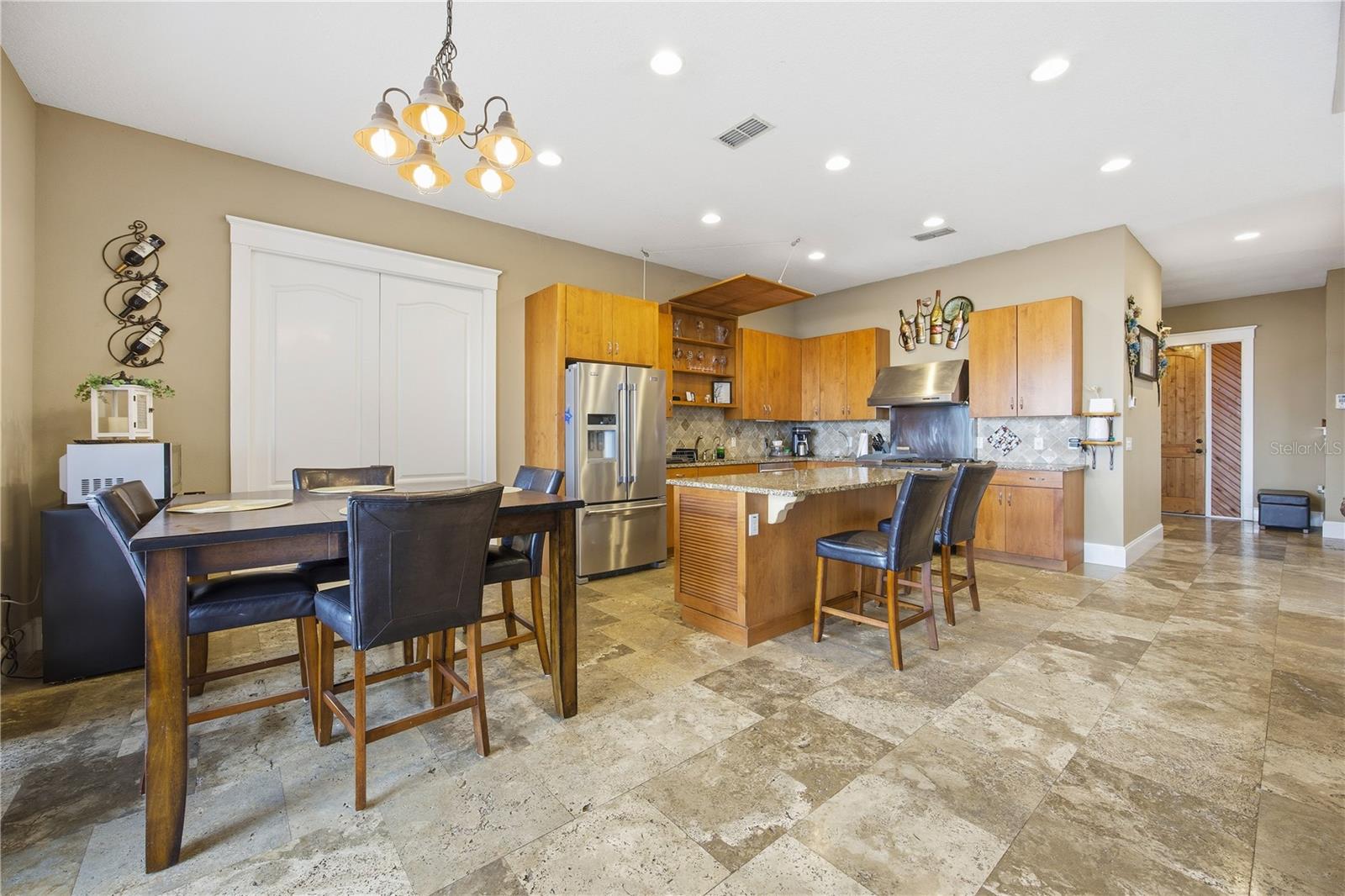 SOUTHWOOD SHORES - Residential