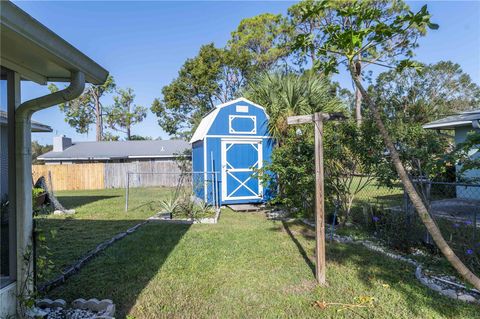 A home in LAKE WALES