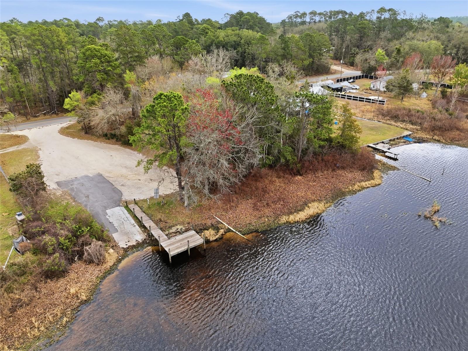 INTERLACHEN LAKES ESTATES - Land