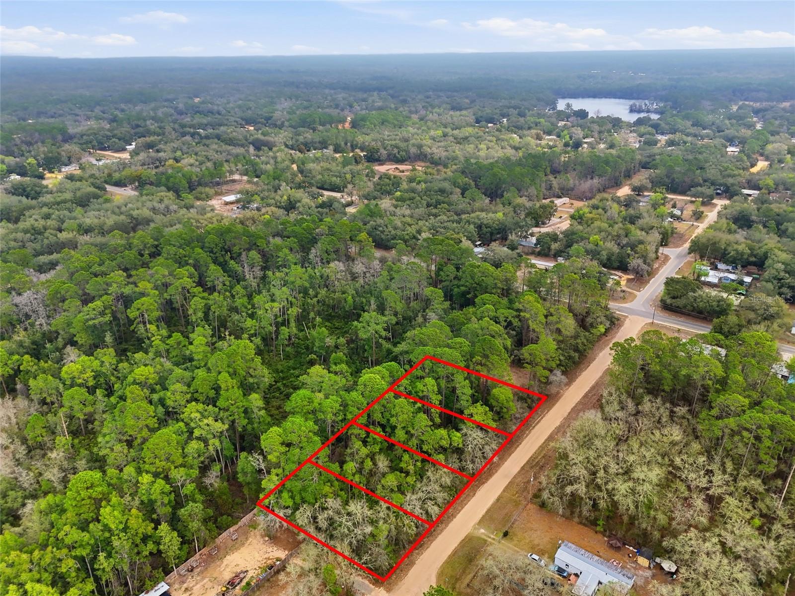 INTERLACHEN LAKES ESTATES - Land