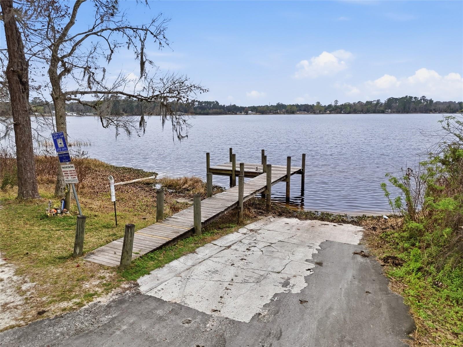 INTERLACHEN LAKES ESTATES - Land