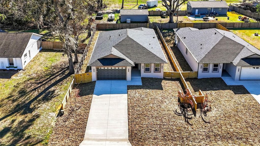 Photo of 288 Roosevelt Avenue, Masaryktown, FL 34604 (MLS # TB8478272)