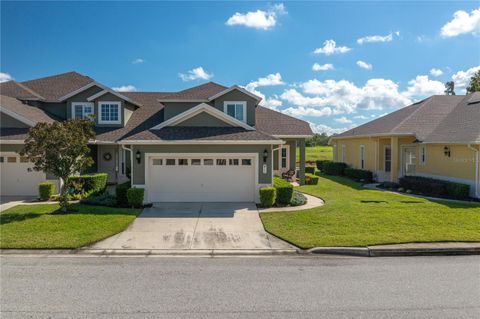 Photo of 2928 Mission Lakes Drive #41, Lakeland, FL 33803 (MLS # P4936718)