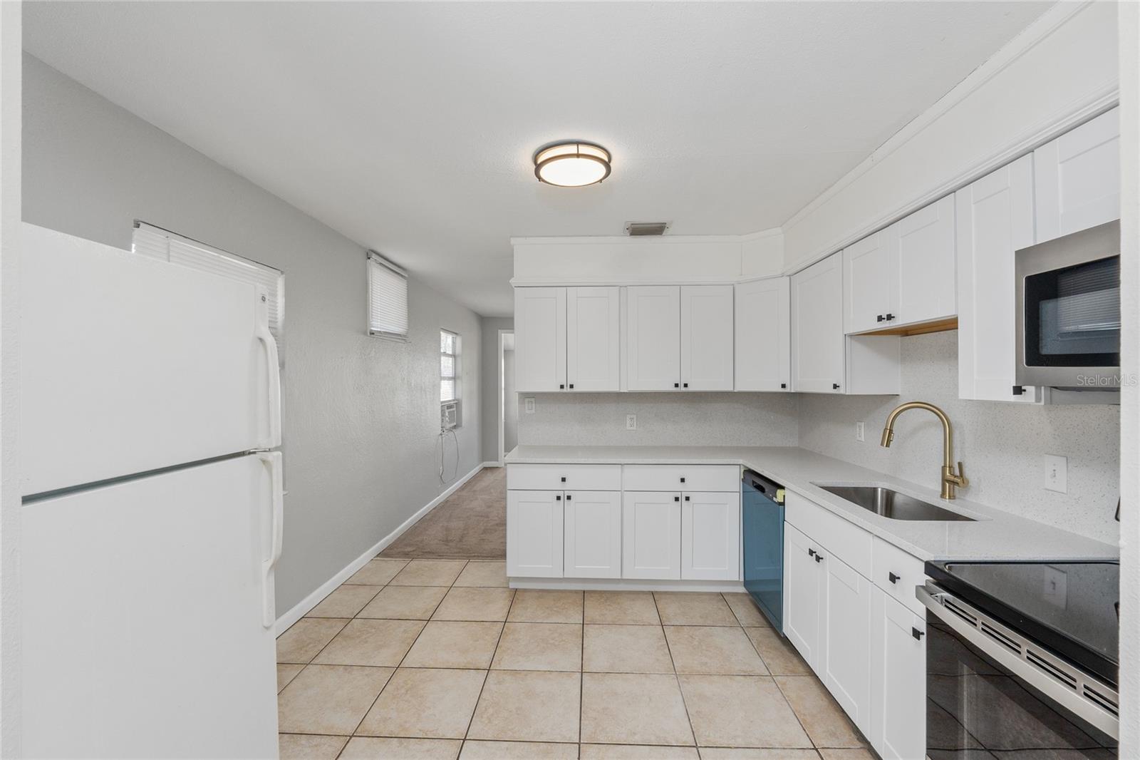 PASADENA ESTATES - Residential