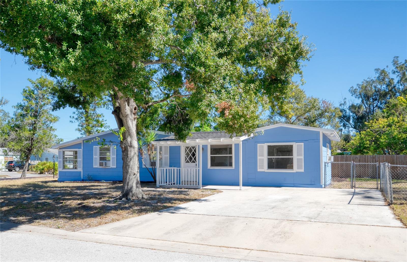 PASADENA ESTATES - Residential