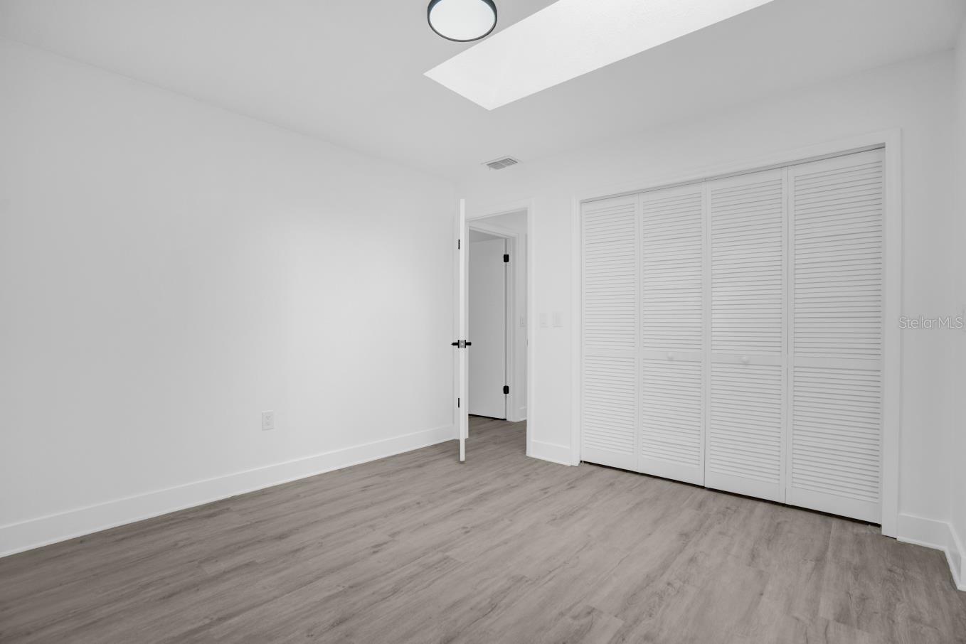 SAND LAKE HILLS SEC 03 - Residential