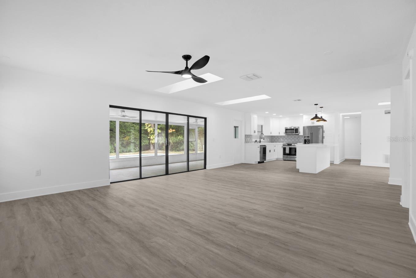 SAND LAKE HILLS SEC 03 - Residential