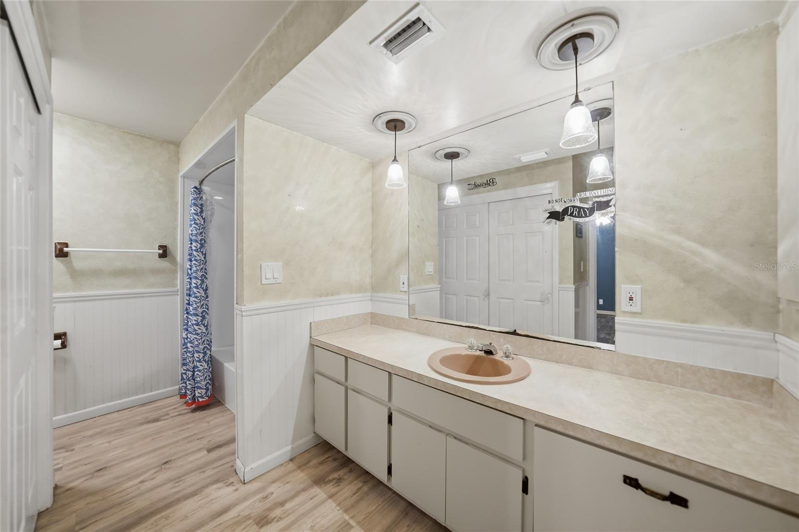 PRAIRIE CREEK WEST - Residential