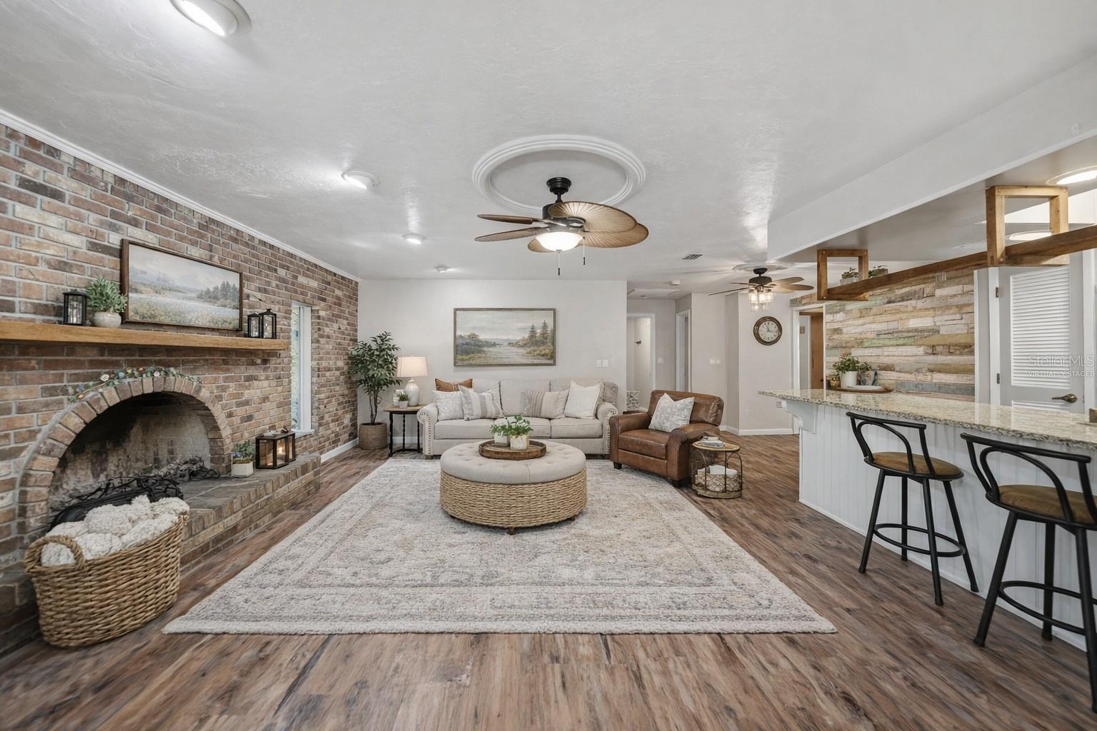 PRAIRIE CREEK WEST - Residential