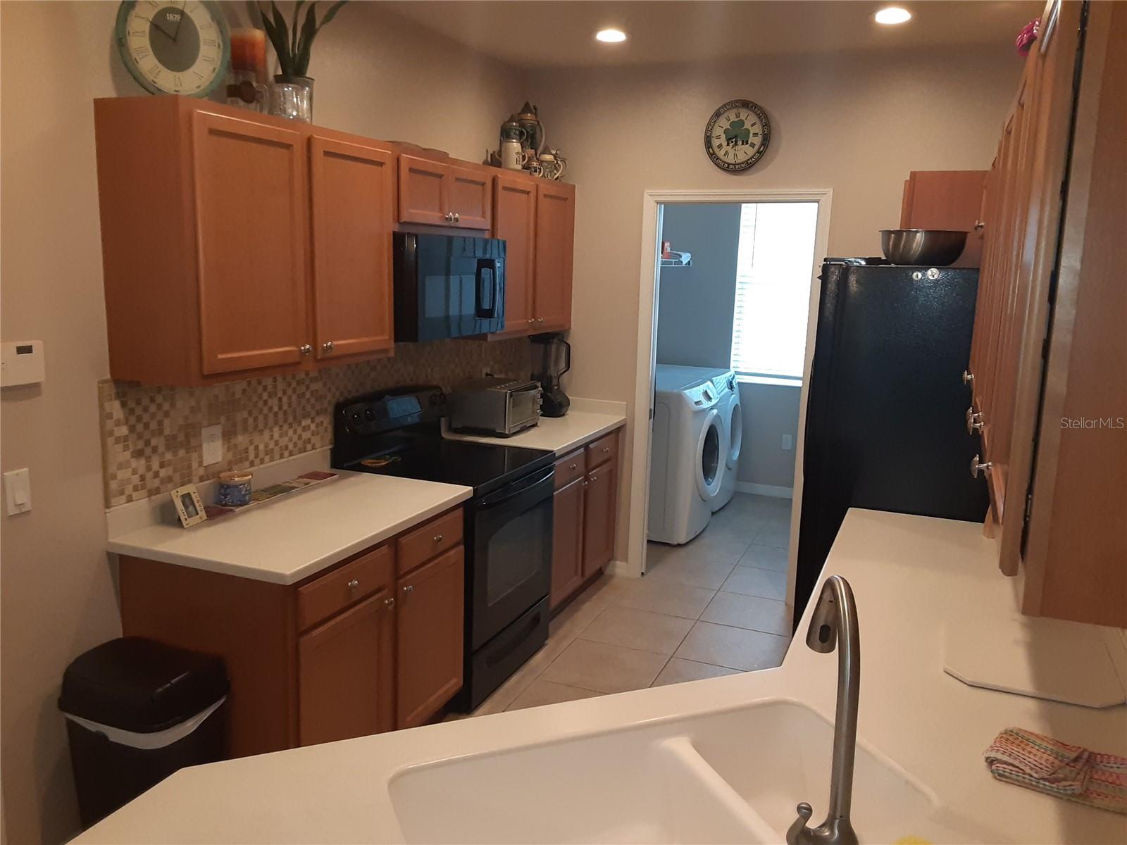 SAN MICHELE AT UNIVERSITY COMMONS - Residential Lease