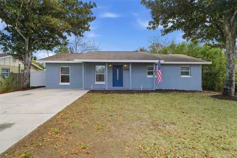 Photo of 32730 Blossom Lane, Leesburg, FL 34788 (MLS # O6387303)
