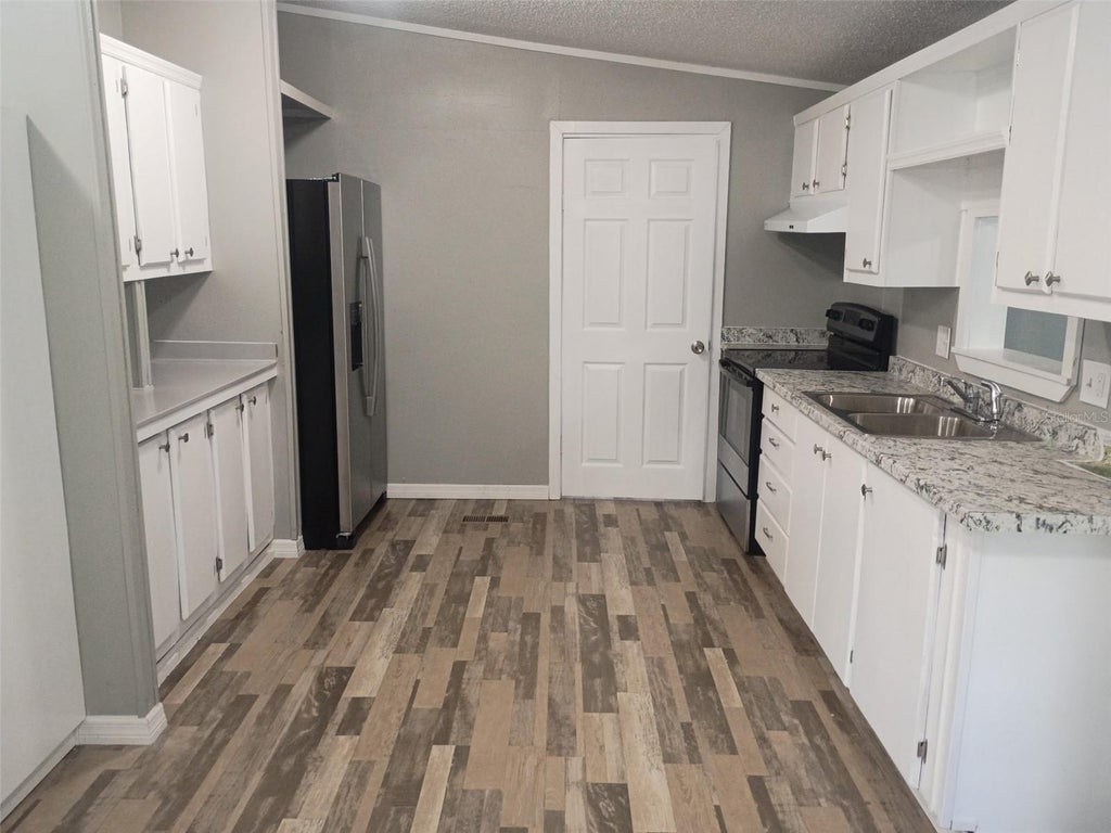 Photo of 861 Saddlewood Boulevard, Lakeland, FL 33809 (MLS # B4902313)