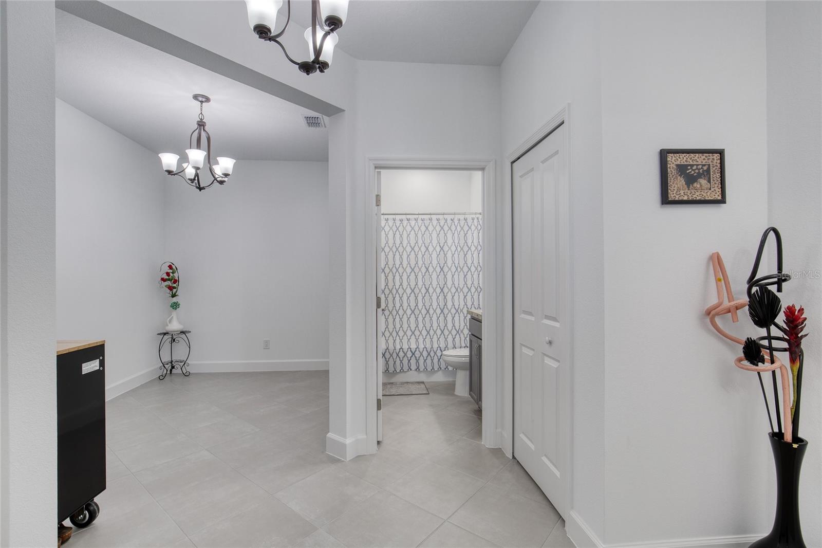 LATITUDE/DAYTONA BEACH CLOAR - Residential