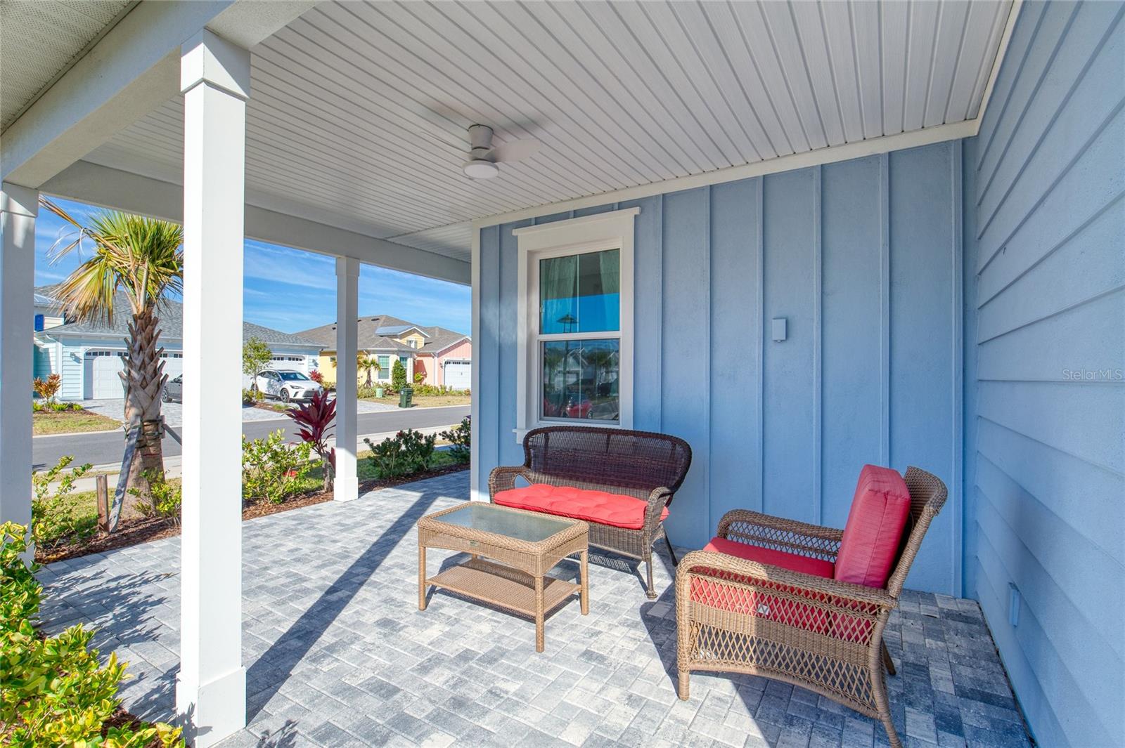 LATITUDE/DAYTONA BEACH CLOAR - Residential