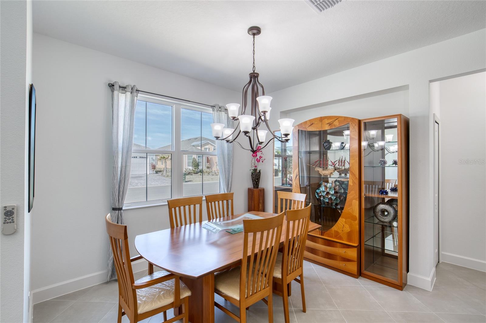 LATITUDE/DAYTONA BEACH CLOAR - Residential