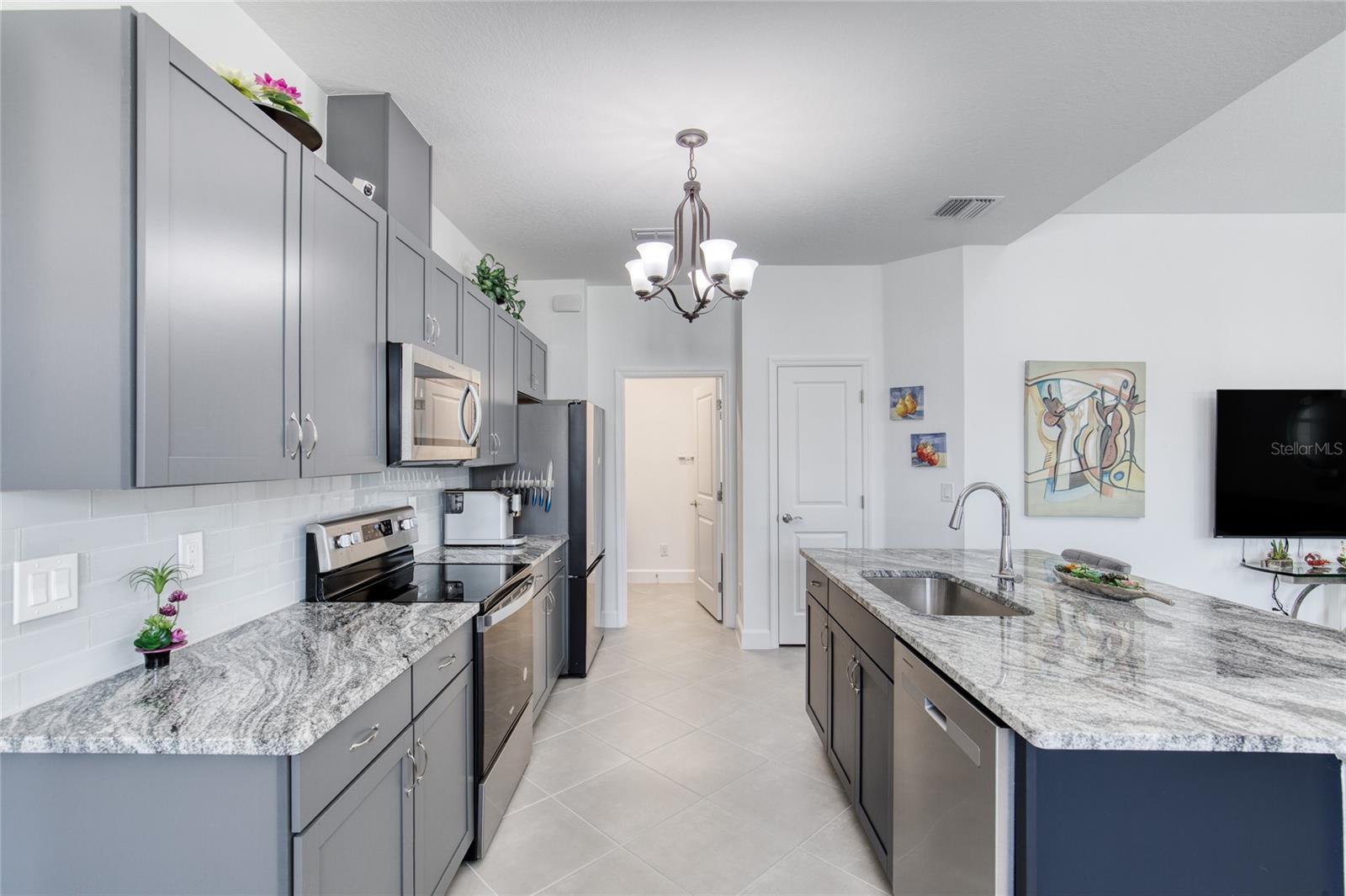 LATITUDE/DAYTONA BEACH CLOAR - Residential